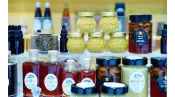 منصة العسل تبرز كوجهة رئيسية في معرض الظفرة للتمور